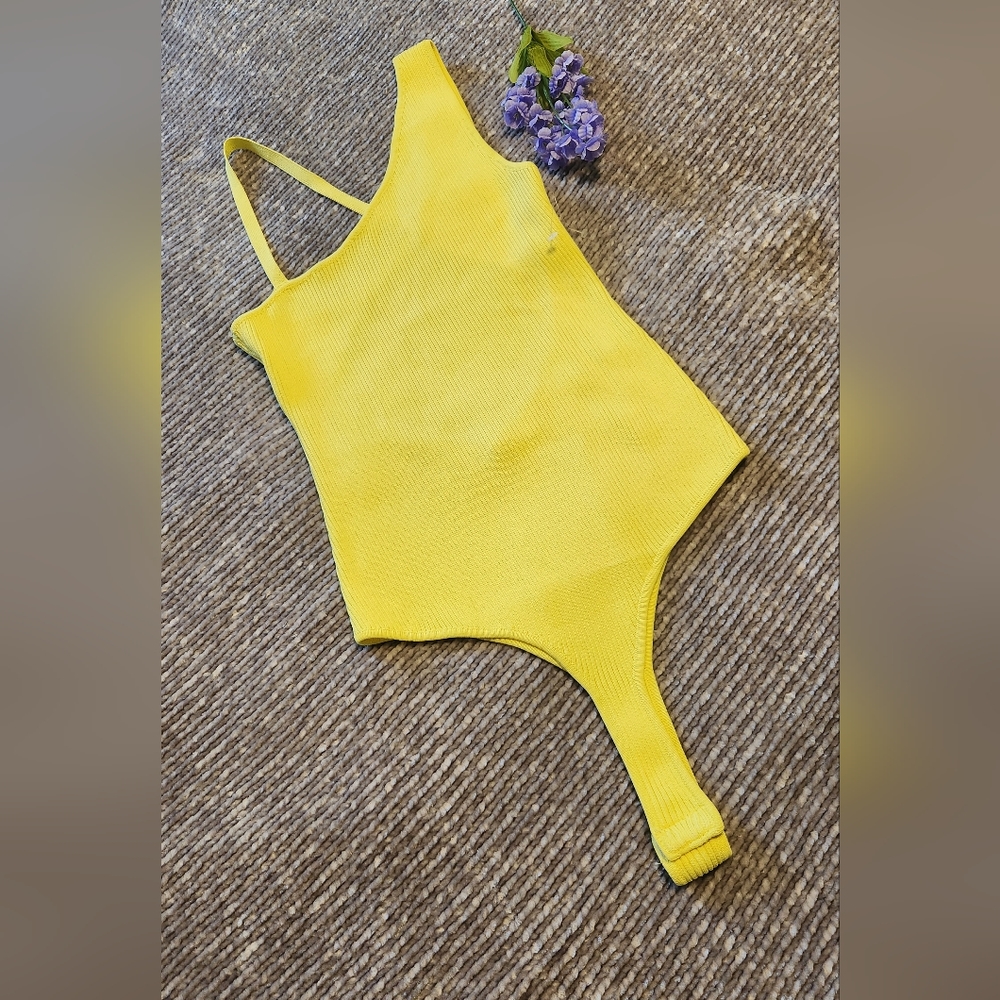 Astr Bodysuit Size M New #1